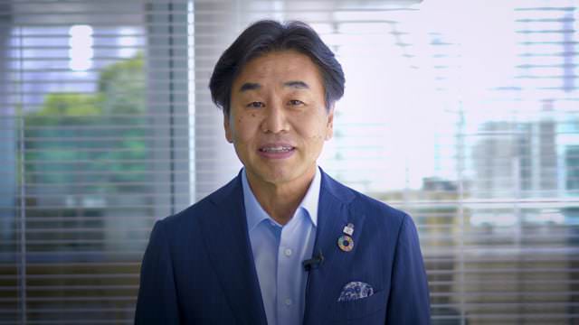 Kenichi Ishida speaking