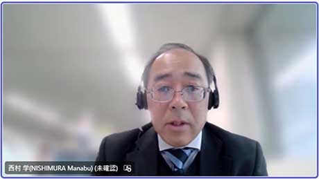 写真：開会挨拶をする環境省西村課長