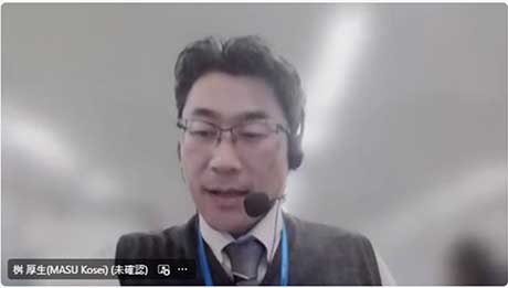 写真：情報共有する環境省枡補佐