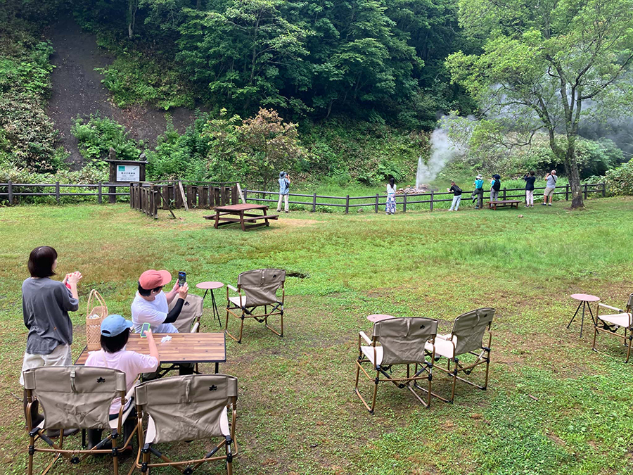間歇泉広場の様子