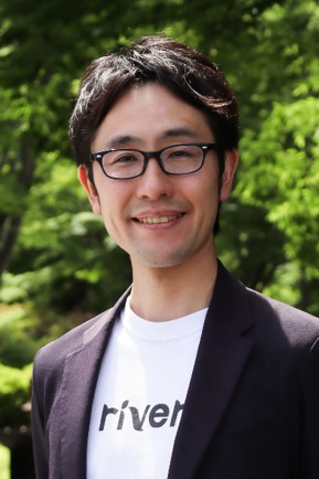 株式会社river　小坪拓也