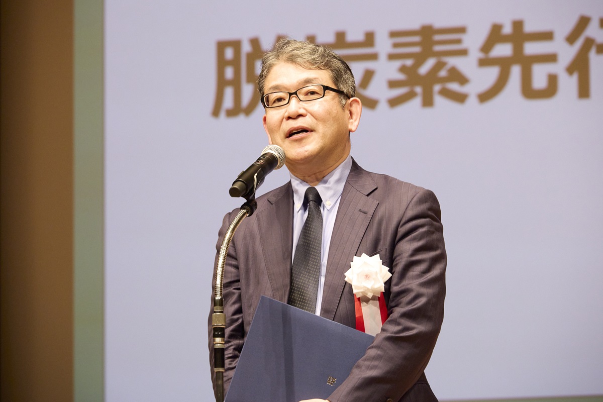 脱炭素先行地域評価委員会　座長挨拶（政策研究大学大学院　竹ケ原氏）