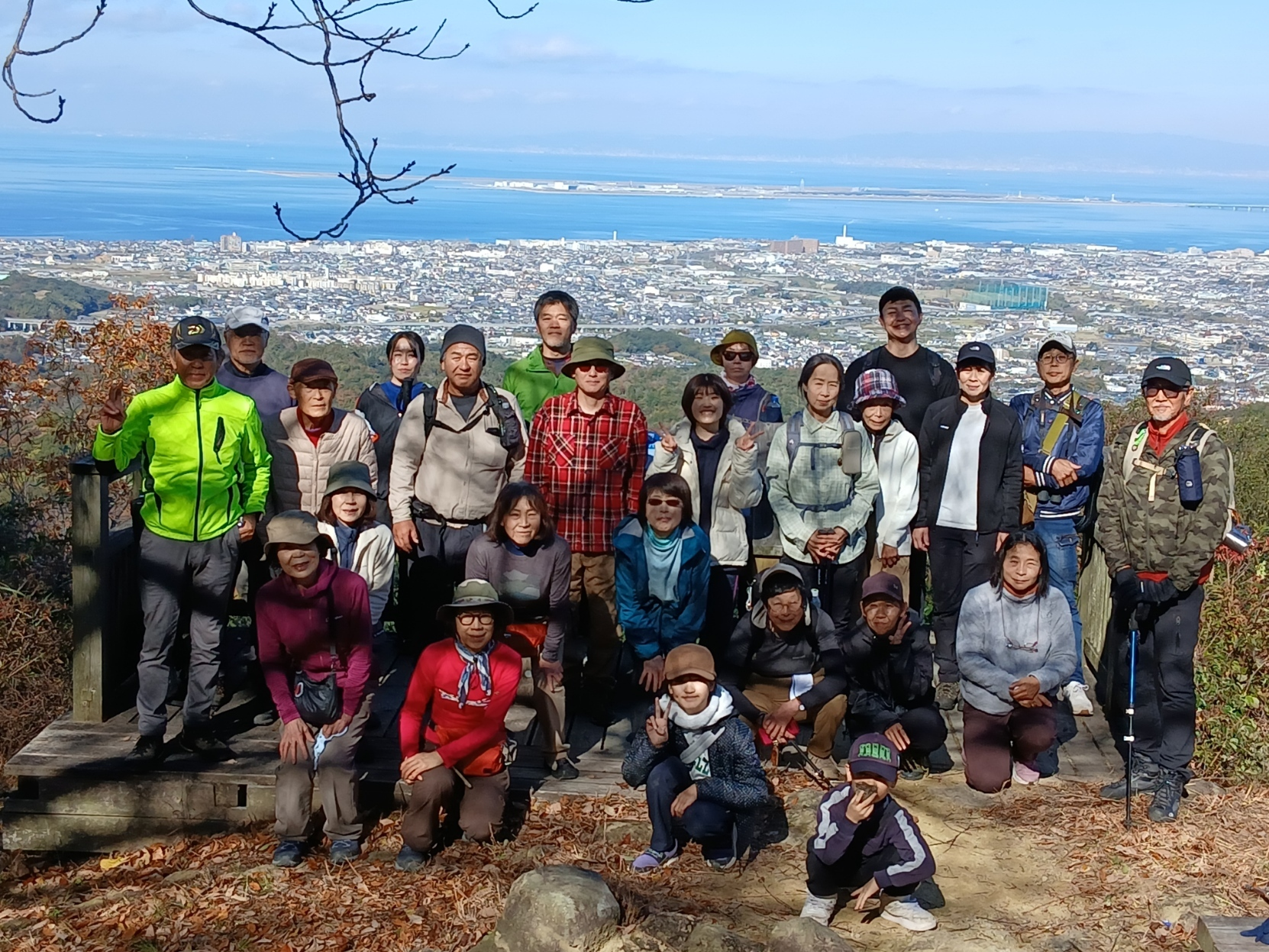 画像：12月6日のハイキングツアーの様子