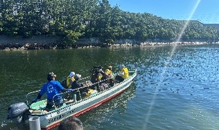 大阪湾の調査の様子